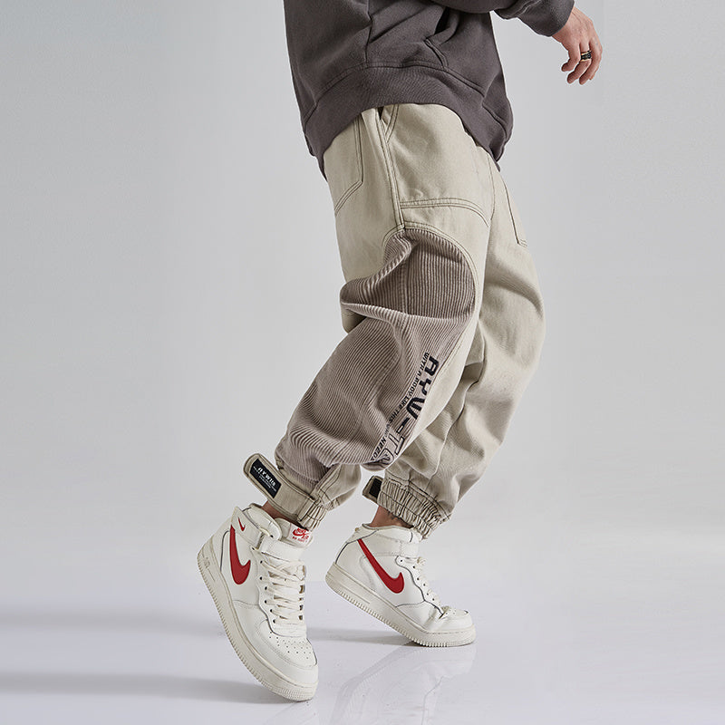 Japanische Herrenhose mit lockerer Passform und gespleißtem Design